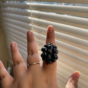 Adjustable size black rhinestone ring